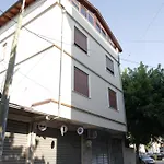 Sunny 2 Bedroom Near Center Shkodër